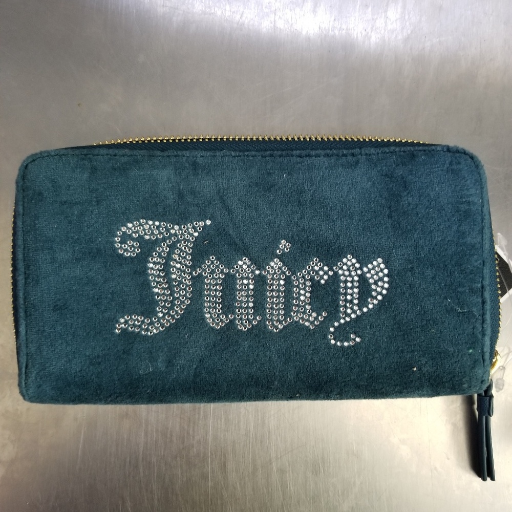 Juicy couture wallet